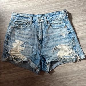 Light wash American eagle jean shorts